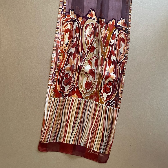 Anne Klein silk scarf autumnal colors 10 by 52 inches. - Picture 3 of 6